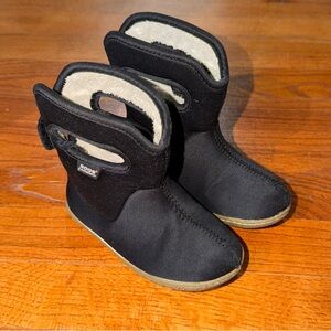 Bogs Kids Size 8 Toddler Waterproof Insulated Boots Black Winter Snow Boots